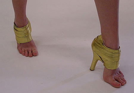 14 Weird and Unusual Shoes