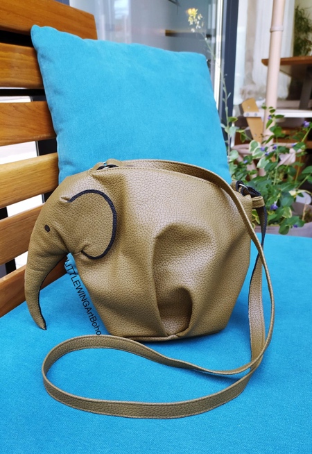 Realistic Elephant Bag