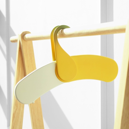 Banana Shaped Hanger