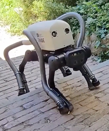 سگ ربات ابتکاری 