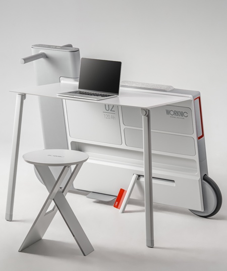 Desk on Wheels