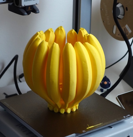 3D Printed Banana Lamp