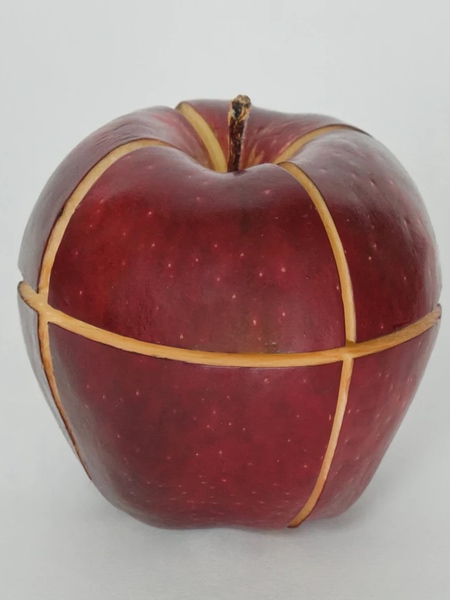 Apple Sculptures by Can Sun