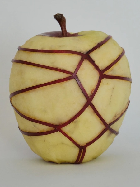 Can Sun Apple Carving